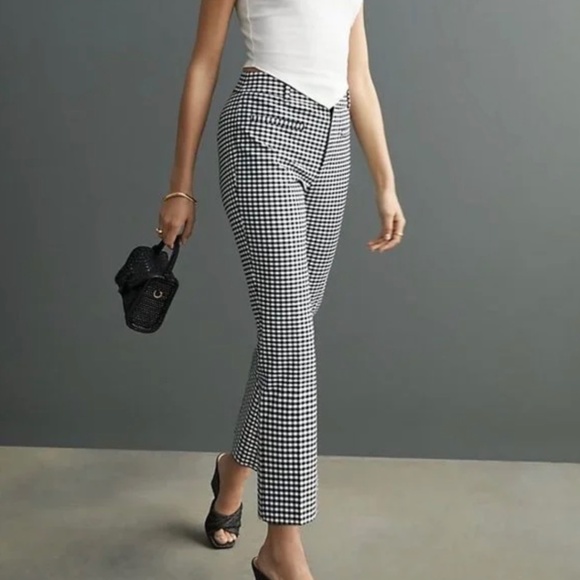 Anthropologie Pants - EUC. Houndstooth {Anthropologie} Essential Low Rise Slim Ankle Pants | 4 · Small